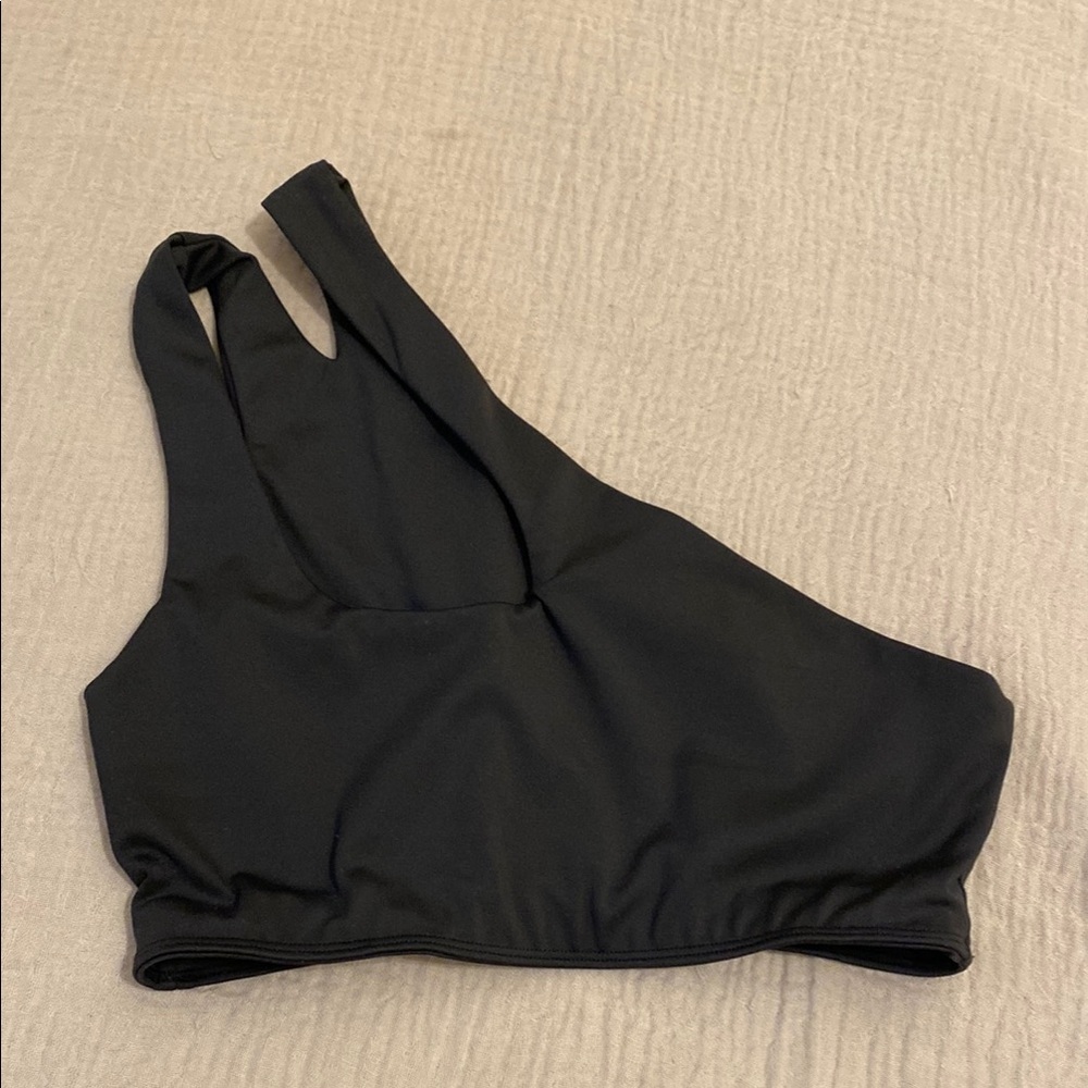 Reformation Black One-Shoulder Sports Bra. Size Xs